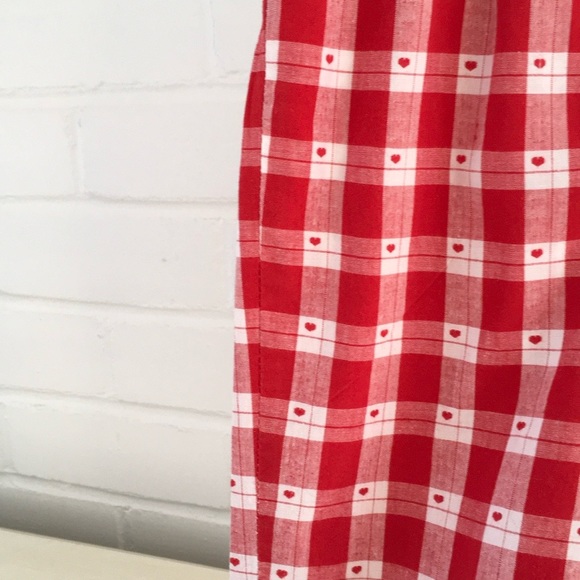 Classic Red And White Heart Design Pants Size 24 Months - Picture 3 of 7